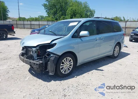 2016 Toyota Sienna Xle 8 Passenger from USA, damaged, VIN 5TDYK3DC9GS708693